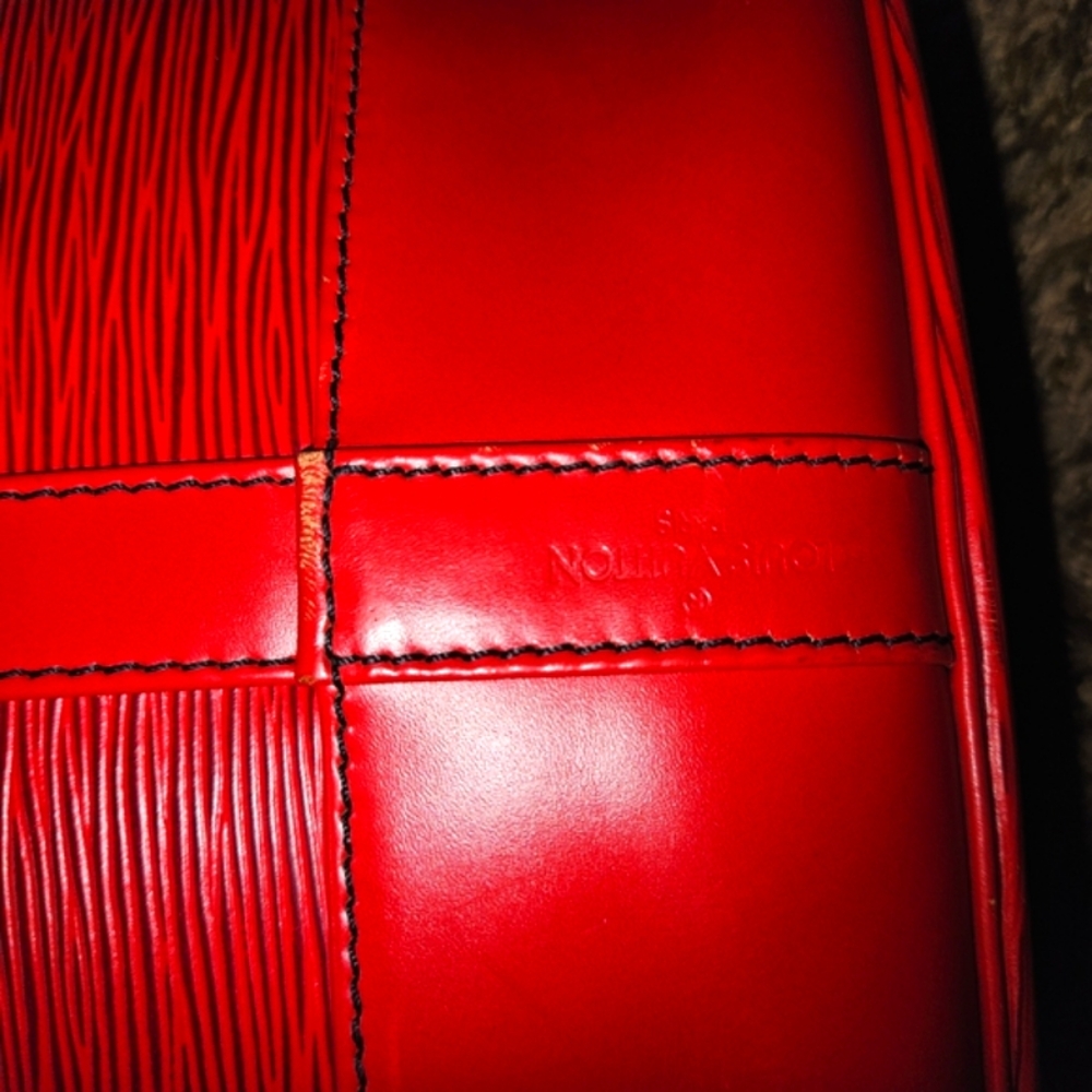 Louis Vuitton Randonnée Backpack - Picture 3 of 10